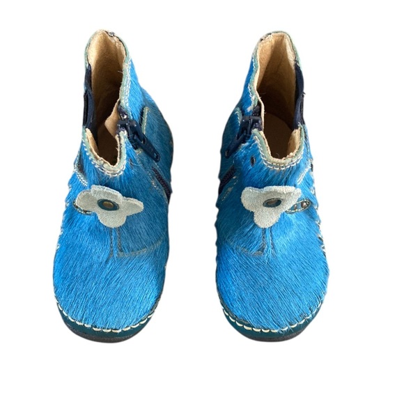 Naturino Toddler Boots Blue Pony Hair Leather Flower Appliqué Sky Blue - Picture 1 of 7